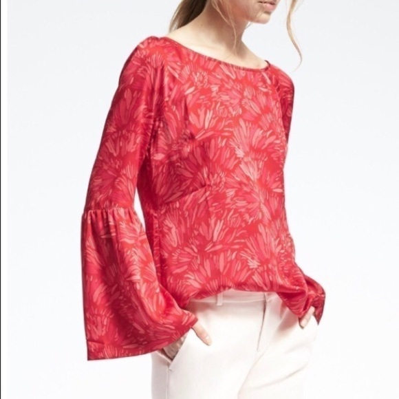 Cute Banana Republic Pink/Red Flare Sleeves - Picture 1 of 7